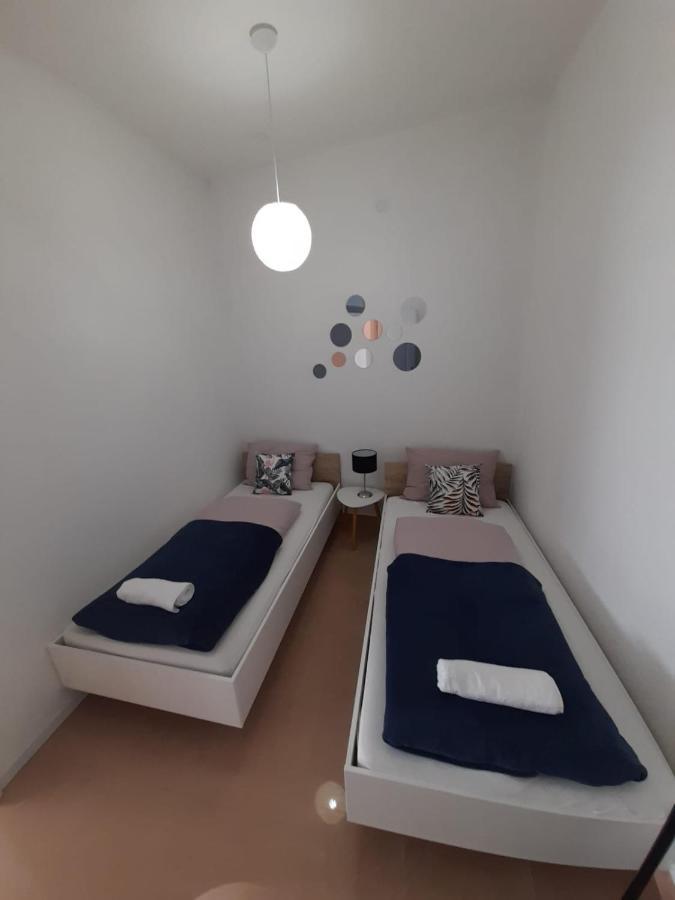 King'S Cave Apartment Яйце Екстериор снимка
